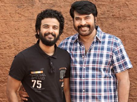 മാമാങ്കത്തില്‍ നീരജ് മാധവ് എവിടെ? ഒഴിവാക്കിയതല്ല, പിന്നെയോ? താരത്തിന്‍റെ മറുപടി ഇങ്ങനെ! കാണൂ!