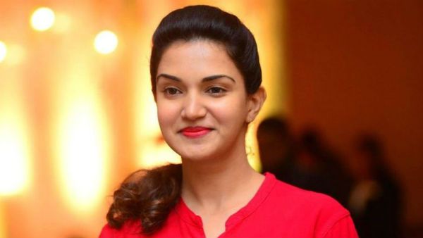 തന്റെ കംഫർട്ടാണ് പ്രധാനം! കൂടുതൽ ധരിക്കുന്നത് ഇതൊക്കെ, വസ്ത്രധാരണത്തെ കുറിച്ച് ഹണി റോസ്