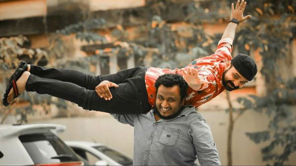 114 കിലോയുള്ള കരടിയെ പൊക്കിയാല്‍ അവന്‍ നമ്മളെ പറപ്പിക്കും! ചാക്കോച്ചന്റെ ചിത്രം വൈറൽ