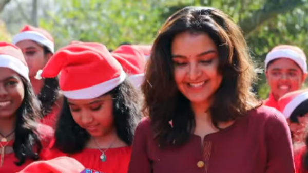 മാസ് എന്‍ട്രിയുമായി മഞ്ജു വാര്യര്‍ ടോപ് സിംഗറിലേക്ക്! ക്ലാസ്‌മേറ്റിനെ കണ്ട സന്തോഷത്തില്‍ താരം!