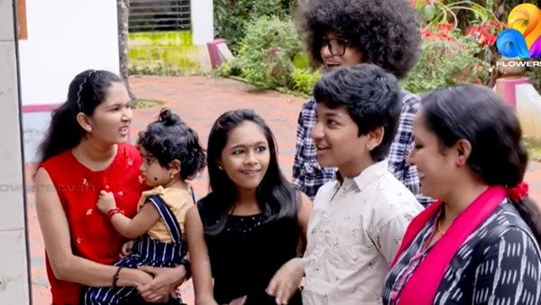 ലെച്ചുവിന് മുന്‍പ് മുടിയന്റെ പെണ്ണ് കാണാല്‍! ദൃശ്യം ഷൂട്ട് ചെയ്ത വീട്ടില്‍ ഉപ്പും മുളകും ടീം