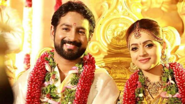 എന്നും ഇങ്ങനെ ചേര്‍ത്തുപിടിക്കണം! പ്രിയതമനോട് ഭാവന! വെഡ്ഡിങ് ആനിവേഴ്സറി ദിനത്തിലെ പോസ്റ്റ് വൈറല്‍!