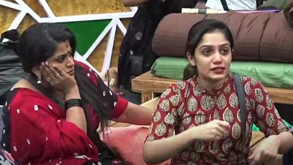 8 വര്‍ഷത്തെ ദാമ്പത്യത്തിന് ശേഷമാണ് ആര്യ പിരിഞ്ഞത്! താന്‍ കോളേജില്‍ പോവാത്തതിന് കാരണമിതാണെന്ന് നടി