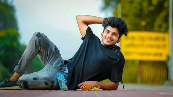 17 അംഗങ്ങളിൽ ഫ്രുക്രുവിനോട് മാത്രം ലാലേട്ടൻ അത് വെളിപ്പെടുത്തി, ആവേശത്തോടെ മത്സരാർഥി