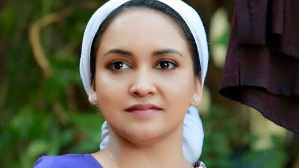 മറ്റൊരു താരപുത്രന് കൂടെ ലെന അമ്മയാവുന്നു, അടുക്കള രാഷ്ട്രീയത്തെ കുറിച്ചൊരു സിനിമ!