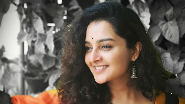 മറഞ്ഞുനിന്ന് പേടിപ്പിക്കില്ല! ഹൊറര്‍ ചിത്രത്തില്‍ അഭിനയിക്കുന്നതിനെക്കുറിച്ച് മഞ്ജു വാര്യര്‍!