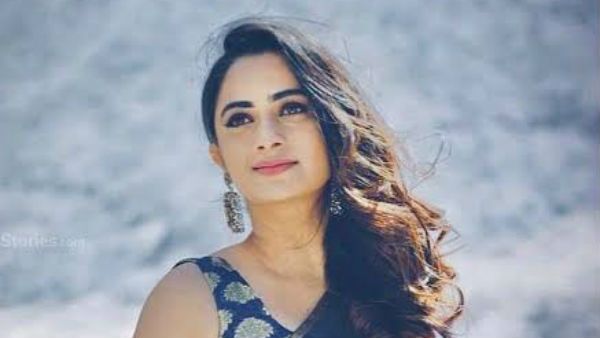 തോളിലൊക്കെ കൈവയ്ക്കാൻ ശ്രമിക്കും! അത്തരക്കാരെ ഇഷ്ടമല്ല, വെളിപ്പെടുത്തി നമിത