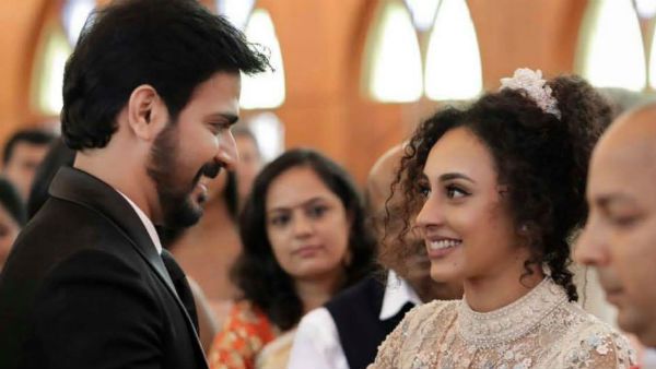 ജീവിതത്തിലെ മനോഹര നിമിഷം പിറന്നത് ഇങ്ങനെയെന്ന് പേളി മാണി! ശരിവെച്ച് ശ്രീനിയും! പോസ്റ്റ് വൈറല്‍!