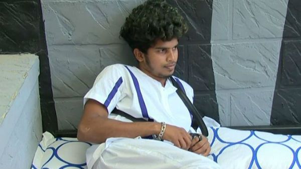 ബിഗ് ബോസിലെ ജയിൽ വാസം! ഷോയിൽ പുതിയ ചരിത്രം സൃഷ്ടിച്ച് ഫുക്രു, വെളിപ്പെടുത്തി ലാലേട്ടൻ