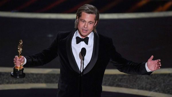 പുരസ്‌കാരം മക്കള്‍ക്ക് സമര്‍പ്പിക്കുന്നു! ട്രംപിനെതിരെ ഒളിയമ്പുമായി ബ്രാഡ് പിറ്റിന്‍റെ വാക്കുകള്‍!