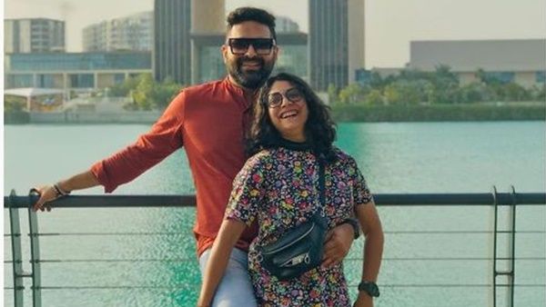 എല്ലാ വ്യവസ്ഥകളെയും മറികടന്നുകൊണ്ട് നമ്മള്‍ നടത്തിയ യാത്ര! ഗോപി സുന്ദറിന് പ്രണയദിനാശംസയുമായി അഭയ