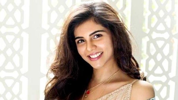 വരനെ ആവശ്യമുണ്ടോ? കല്യാണിയോട് രസകരമായ ചോദ്യവുമായി ആരാധകർ...
