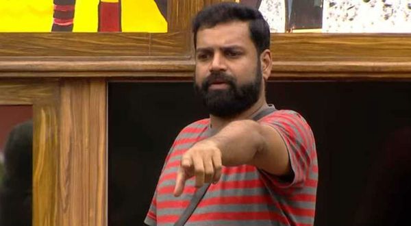പ്രദീപ് ചന്ദ്രനെ 25 വയസ് മുതൽ അറിയാം, അദ്ദേഹത്തിന്റെ പെരുമാറ്റം വേദനിപ്പിച്ചു, വെളിപ്പെടുത്തി ദയ