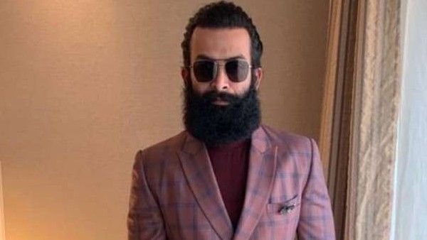 എല്ലാം അയാൾക്ക് വേണ്ടി... രാജ്യം വിടുന്നുവെന്ന് പൃഥ്വിരാജ്, ഫേസ്ബുക്ക് കുറിപ്പ് ചർച്ചയാകുന്നു