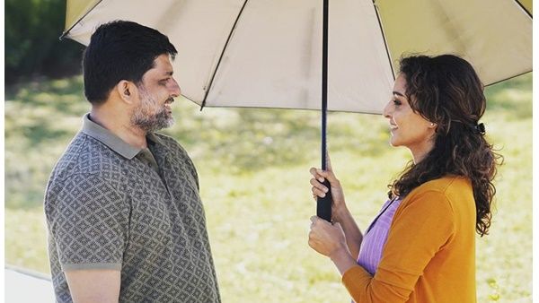 ആരൊക്കെ തമ്മിലുളള സംഭാഷണം ആണിത്? ആരാധകരോട് മഞ്ജു വാര്യരുടെ ചോദ്യം