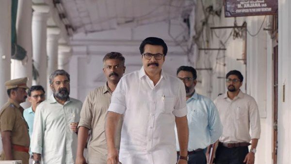 നമ്മുടെ രാജ്യത്ത് ജനാധിപത്യം എന്ന വാക്കിന്റെ അര്‍ഥം അതാണ്! മുഖ്യമന്ത്രിയായി അവതരിച്ച് മെഗാസ്റ്റാര്‍