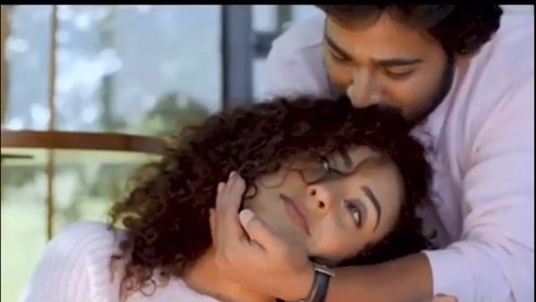 കൊറോണ കാലത്ത് പുതിയ വീഡിയോയുമായി പേളിയും ശ്രീനിഷും! എല്ലാ ലവേഴ്‌സിനും സമര്‍പ്പിക്കുന്നുവെന്ന് പേളിഷ്
