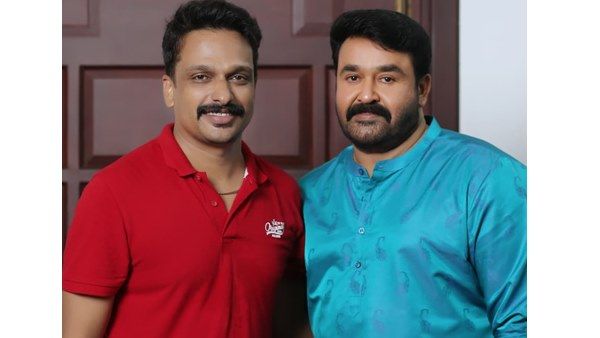 ലാലേട്ടനുമായിട്ടുള്ള സൗഹൃദമാണ് ജീവിതത്തിലെ നേട്ടങ്ങളില്‍ ഒന്ന്! സിനിമാനുഭവങ്ങളെ കുറിച്ച് അനീഷ് ഉപാസന