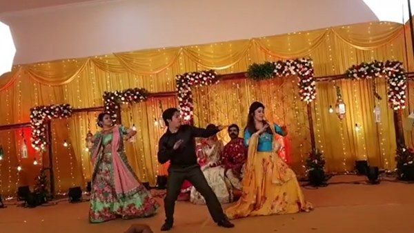 ആര്യയുടെ ഭര്‍ത്താവ് അല്ലേ ഇത്! നടി അര്‍ച്ചന പങ്കുവെച്ച വീഡിയോയില്‍ അതിഗംഭീര പ്രകടനവുമായി രോഹിത്
