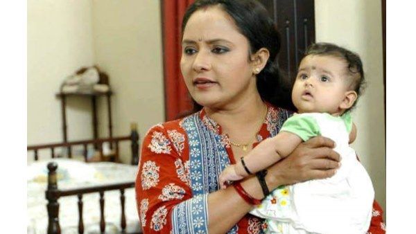 പാറുക്കുട്ടിയെ വല്ലാതെ മിസ് ചെയ്യുന്നു! നീലു പറയുന്നതിങ്ങനെ, പാറുവിന്റെ വീഡിയോ വീണ്ടും വൈറലാവുന്നു