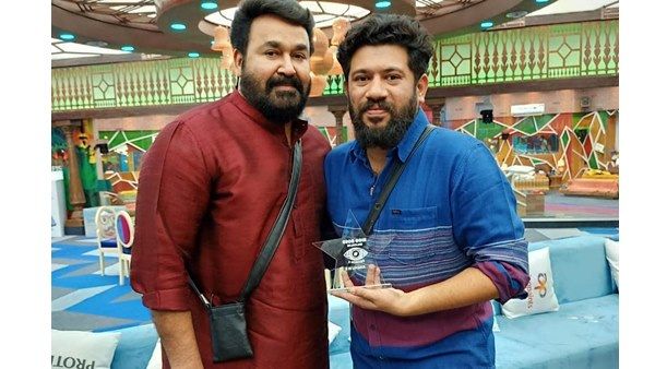 ബിഗ്ബോസും സീക്രെട്ട് സൊസൈറ്റികളും! ഇല്യൂമിനാറ്റിയുടെ ഏക മുഖമായി ലാലേട്ടന്‍, ബിഗ് ബോസിനെ കുറിച്ച് രഘു