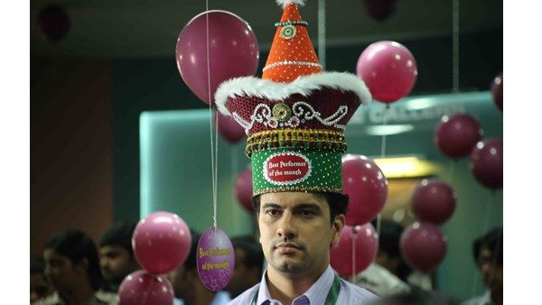 പിഷാരടി 5 ദിവസം അഭിനയിച്ചു, 25 ദിവസം മമ്മൂട്ടിയുടെ അടുത്ത് ഇരുന്നു! ഇമ്മാനുവേലിലെ ആ കഥയിങ്ങനെ