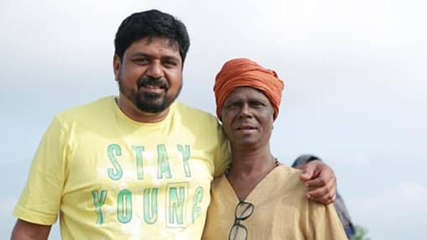 ഇന്ദ്രന്‍സ് ചേട്ടാ, ഈ സ്‌നേഹത്തിനും കരുതലിനും നന്ദി! അതൊരു വലിയ സാന്ത്വനമായിരുന്നുവെന്ന് സംവിധായകന്‍