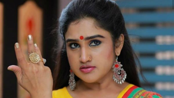 താരപുത്രിയുടെ മൂന്നാം വിവാഹം! പ്രതിശ്രുത വരനെ കുറിച്ച് വെളിപ്പെടുത്തി നടി വനിത വിജയകുമാര്‍