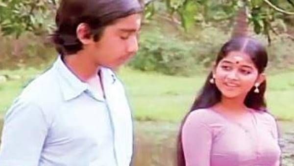 അന്ന് ഞാനും മോനിഷയും രണ്ട് മരകഷണങ്ങളെ പോലെയായിരുന്നു! ഞങ്ങളെ ശില്‍പമാക്കിയത് അങ്ങേരാണെന്ന് വിനീത്