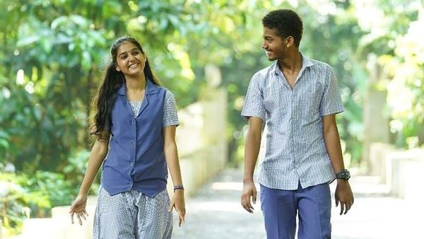 'ജാതിക്കാത്തോട്ടം' തരംഗമായി ഒരു വര്‍ഷം! ജെയ്‌സനൊപ്പമുളള ചിത്രവുമായി കീര്‍ത്തി