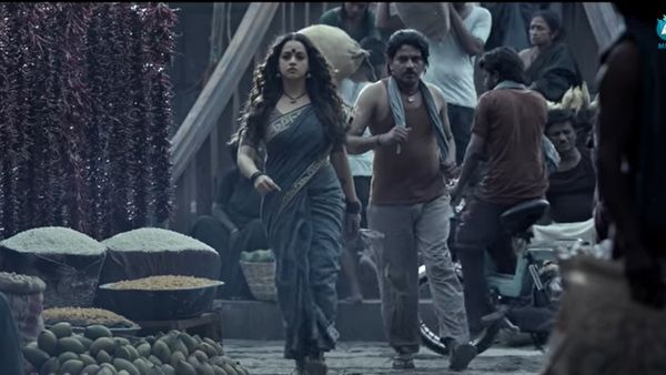 മാസ് ലുക്കില്‍ ബിഗ് ബഡ്ജറ്റ് ചിത്രവുമായി ഭാവന! തരംഗമായി ടീസര്‍