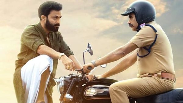 അയ്യപ്പനും കോശിയും റീമേക്കില്‍ ഈ സൂപ്പര്‍താരം! പ്രഖ്യാപനത്തിനായി കാത്ത് ആരാധകര്‍