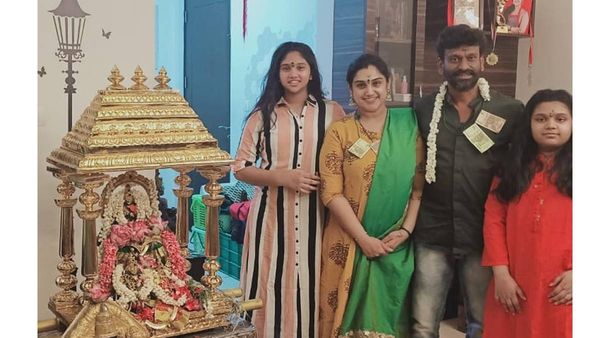 വിവാഹത്തിന് പിന്നാലെ കുടുംബത്തില്‍ മറ്റൊരു സന്തോഷം! ഭര്‍ത്താവിനൊപ്പമുള്ള ചിത്രവുമായി വനിത