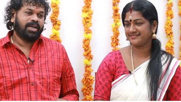 ഭാര്യ രശ്മിയുമായി മൂന്ന് മാസത്തെ പ്രണയം, 24-ാം വയസിലായിരുന്നു വിവാഹം! പ്രണയത്തെ കുറിച്ച് പാഷാണം ഷാജി