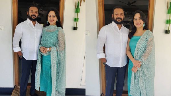 അശ്വിനോട് ചേര്‍ന്നുനിന്ന് മിയ, പുതിയ സന്തോഷത്തിന് കാരണം ഇതാണ്, മമ്മി പകര്‍ത്തിയ ചിത്രങ്ങള്‍ വൈറല്‍