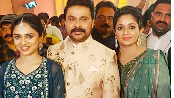 ദിലീപും കാവ്യയും മീനാക്ഷിയും തിളങ്ങിയ ചടങ്ങ്, വൈറലായി പുതിയ ചിത്രം