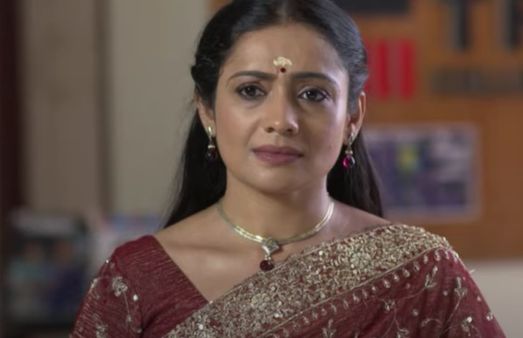 സുമിത്രയും രോഹിത്തും കണ്ടുമുട്ടുന്നു, സിദ്ധുവിന് ഇനി ഉറക്കമില്ലാ രാവുകള്‍; കുടുംബവിളക്കില്‍ പുതിയ ട്വിസ്റ്റ്