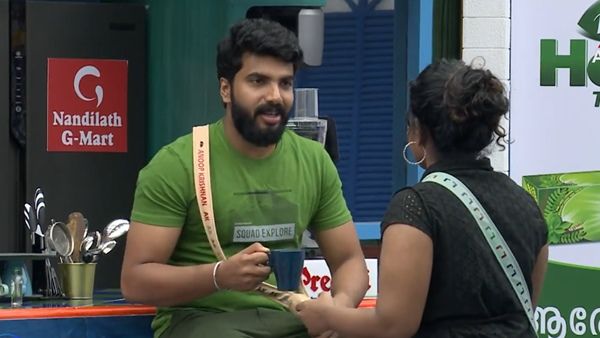 എനിക്കൊരു രഹസ്യം പറയാനുണ്ടെന്ന് ലക്ഷ്മി; ഐ ലവ് യു എന്നല്ലേന്ന് അനൂപും, രഹസ്യം കൈമാറി മത്സരാര്‍ഥികള്‍