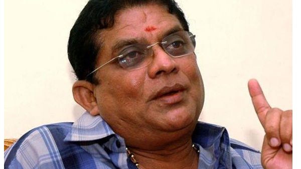 ഒടുവില്‍ ജഗതിക്ക് മാപ്പ് പറയേണ്ടി വന്നു,സംവിധായകനോട് ക്ഷമ ചോദിച്ച് പത്രത്തില്‍ പരസ്യം കൊടുക്കേണ്ടി വന്നു,