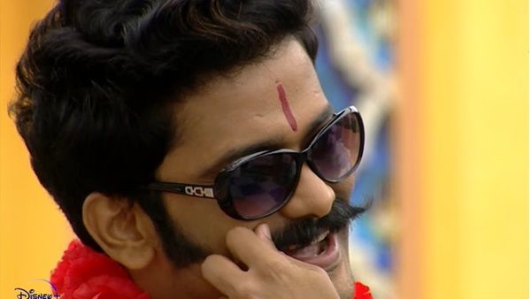 ഹെലികോപ്റ്റര്‍ ലൂയിസിന് ശേഷം മീശമാധവനായി മണിക്കുട്ടന്‍, രസകരമായ കാഴ്ചകളുമായി ബിഗ് ബോസ്‌
