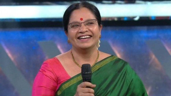ഓരോ പ്രദേശത്തെയും സംസാര ശൈലി എന്ത് മനോഹരമായാണ് അദ്ദേഹം ചെയ്യുന്നത്, സൂപ്പര്‍താരങ്ങളെ കുറിച്ച് ഭാഗ്യലക്ഷ്മി