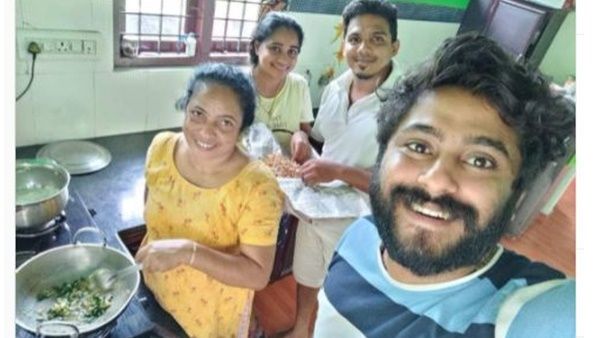 'വീട്ടില് മുഴുവന്‍ അഭിനേതാക്കളാ', മദേഴ്‌സ് ഡേ ആശംസകളുമായി ആന്റണി വര്‍ഗീസിന്‌റെ പോസ്റ്റ്‌