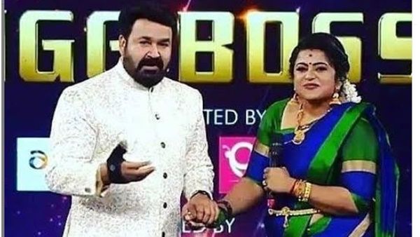 ഇങ്ങനെ ഒരു പോസ്റ്റ് ഇന്നത്തെ ദിവസം എല്ലാർക്കും ഇടാൻ പറ്റൂല്ല, ലാലേട്ടന് പിറന്നാളാശംസയുമായി വീണ നായര്‍