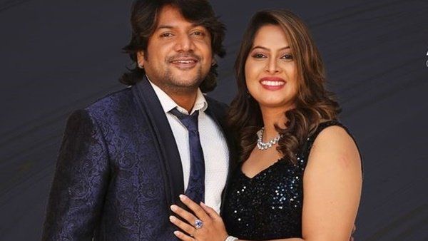 ഭര്‍ത്താവിന്റെ ആദ്യ വിവാഹം താന്‍ സ്‌കൂളില്‍ പഠിക്കുമ്പോള്‍; ഫിറോസിന്റെ ആരാധികയായിരുന്ന കാലത്തെ കുറിച്ച് സജ്‌ന