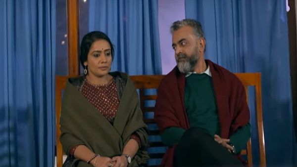 'ഇങ്ങനെ കൊണ്ടുപോയി തുലക്കും എന്ന് വിചാരിച്ചില്ല, പ്രേക്ഷകർക്ക് വിലയില്ലേ?'; കുടുംബവിളക്ക് ആരാധകർ!