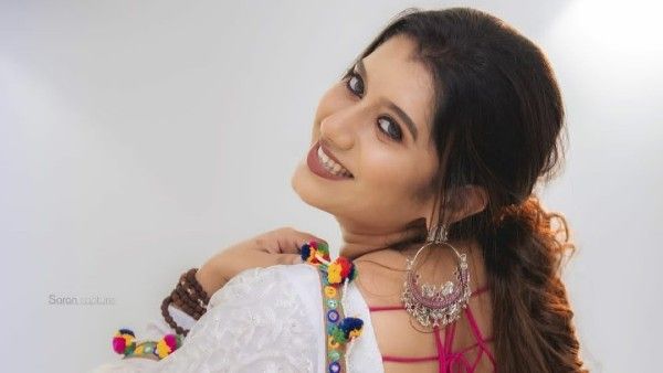 ഭര്‍ത്താവിനെ കുറിച്ച് പ്രിയങ്ക ഒന്നും പറഞ്ഞില്ല, ബന്ധം പിരിഞ്ഞില്ല, കാരണം മറ്റൊന്ന്...