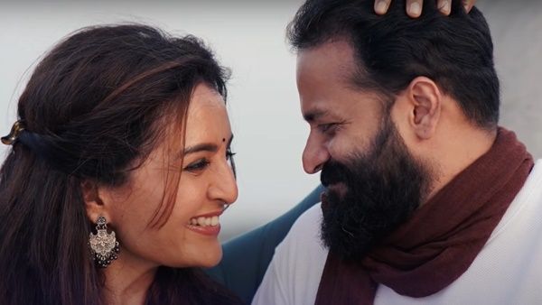 പ്രണയദിന സമ്മാനമായി മേരി ആവാസ് സുനോയിലെ പ്രണയ ഗാനം