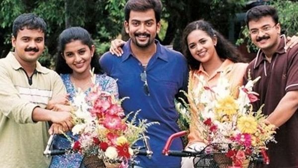 നടുറോഡിലിരുന്ന് താൻ കരഞ്ഞെന്ന് ഭാവന, സ്വപ്‌നക്കൂടിൻ്റെ ലൊക്കേഷനില്‍ നടന്ന അപകടത്തെ പറ്റി നടി