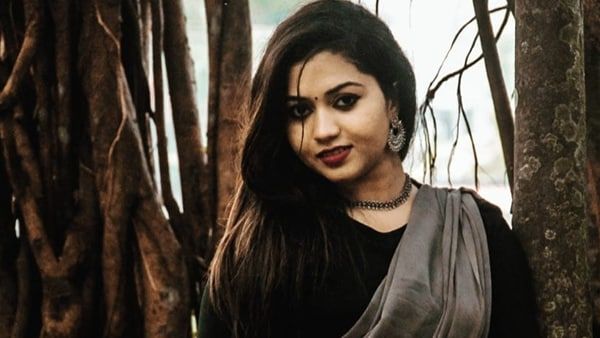 വിശ്വസിച്ചവര്‍ പലരും ചതിച്ചിട്ടുണ്ട്! പറ്റിക്കപ്പെട്ട അനുഭവങ്ങള്‍ പങ്കുവച്ച് മനം പോലെ മംഗല്യം താരം