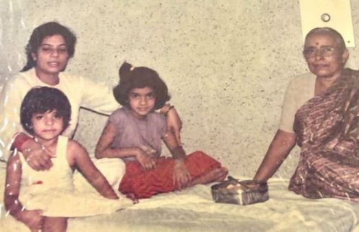 എന്നെ വളർത്തിയ മുത്തശ്ശി; ബാല്യകാല ചിത്രങ്ങൾ പങ്കുവെച്ച് പ്രിയങ്ക ചോപ്ര
